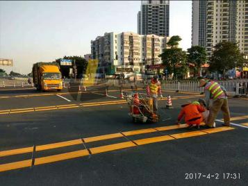 广州花都花城路全线标线工程-热熔标线涂料-路虎交通