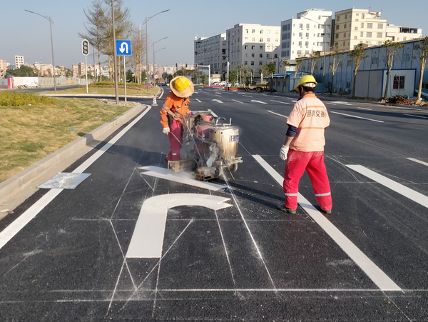 道路划线常见的四种问题以及解决方案—广州道路划线厂家