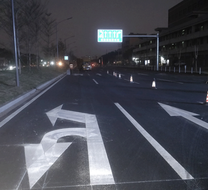 路虎交通：道路标线涂料具有稳定反光能力的原因
